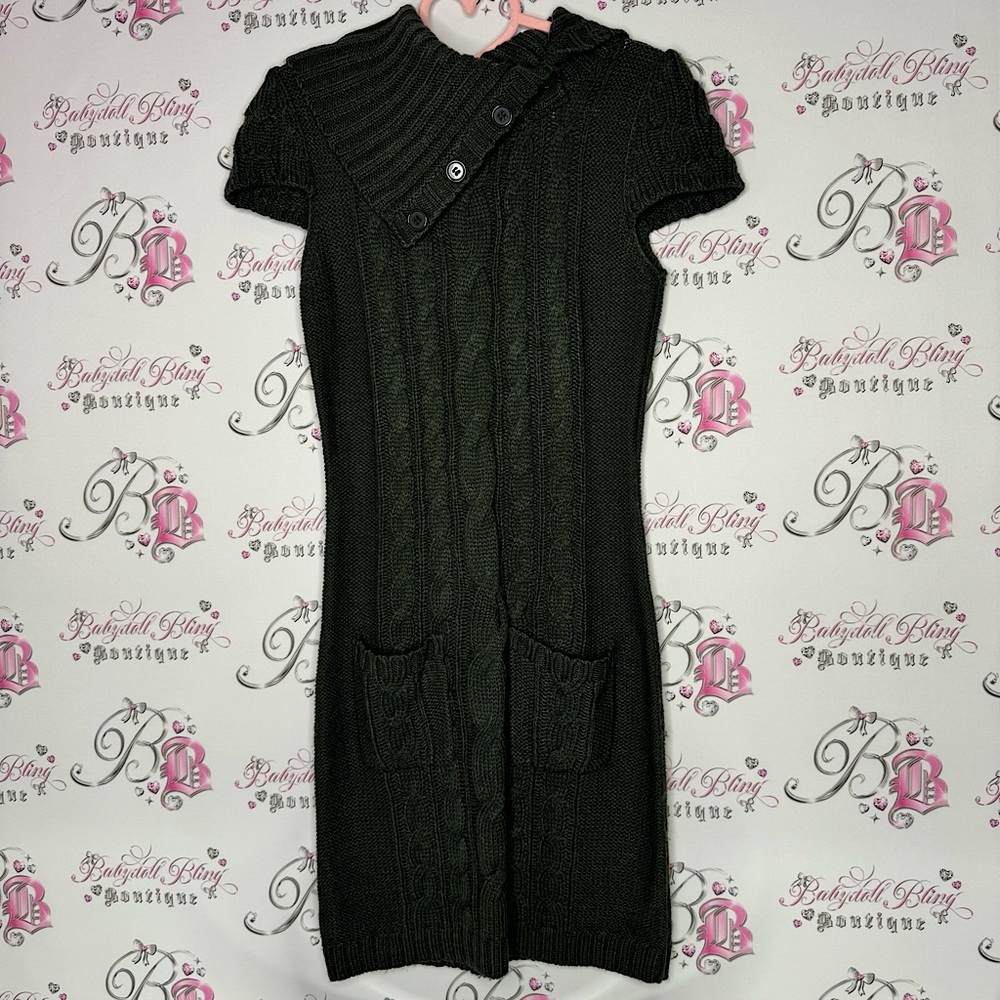 Romeo & Juliet couture dress knitted turtle neck slouchy neckline pockets warm